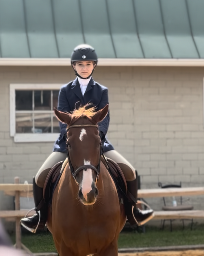Cudo riders at the farm